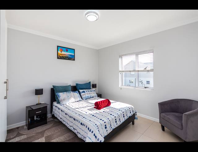 2 BEDROOM APARTMENT SOLD IN SUNNINGDALE